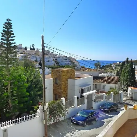Almendros Apartment