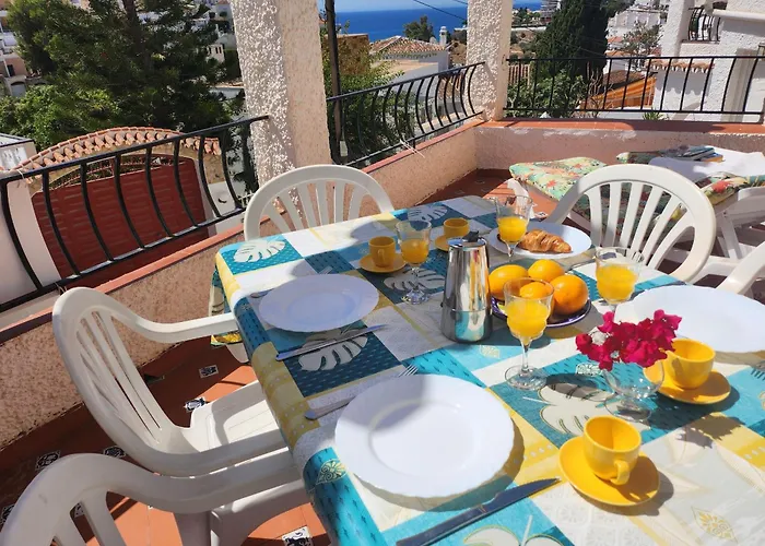 Apartment Almendros *