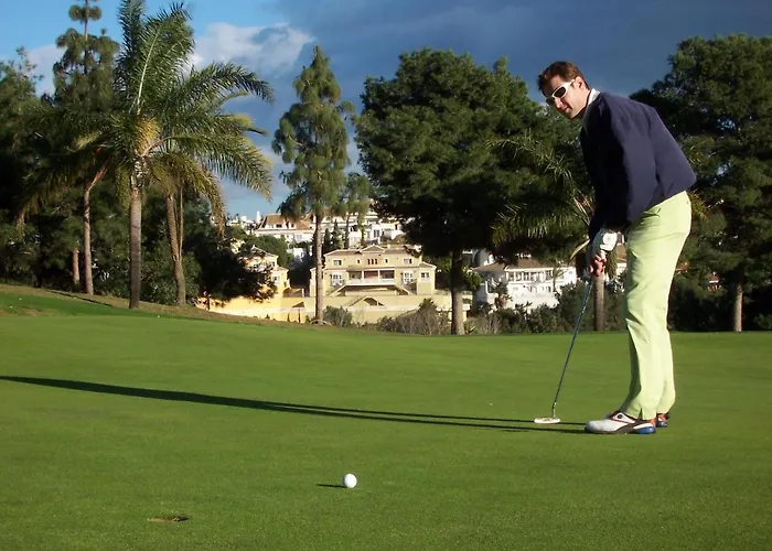 Almendros アパート *